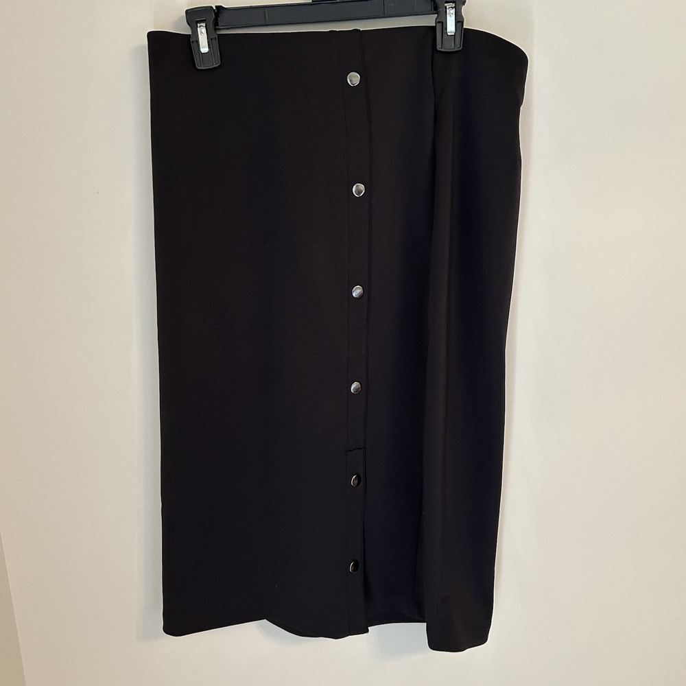 Bold Elements Black stretch pencil skirt large button work classy career comfort